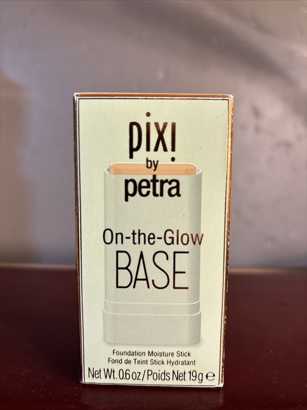 Pixi by Petra On-the-Glow BASE Foundation – Beige – 0.6oz