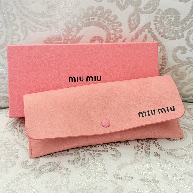 MIU MIU Pink Faux leather Sunglasses Case Eyeglasses Holder Snap Closure w/Box