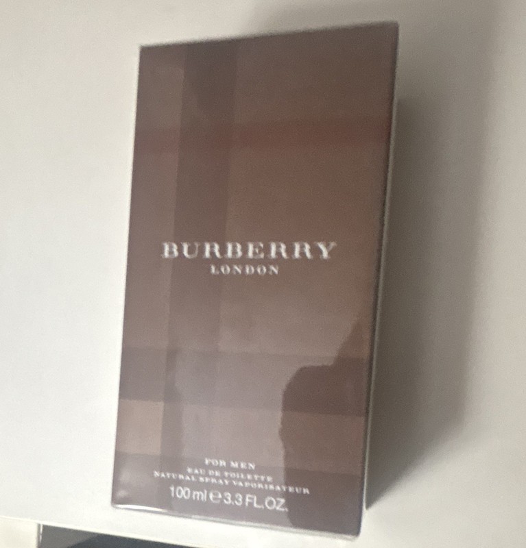 Burberry London for Men Eau de Toilette Spray 3.3 fl oz Regular Size