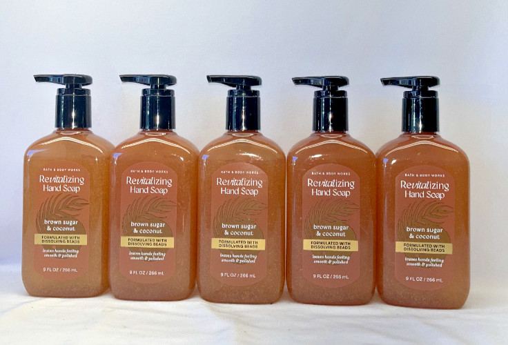 5 Brown Sugar & Coconut Bath & Body Works Revitalizing Hand Soap 9 fl oz