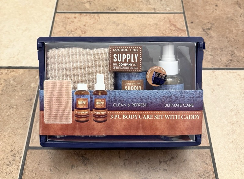 London Fog Supply Men’s 3 Piece Body Care Set with Caddy Body Mist/Wash Towel