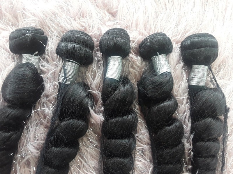 32+32+32+32+32INCHES 5BUNDLES 500g PERUVIAN VIRGIN HUMAN HAIR LOOSE WAVE 1B# 12A gallery