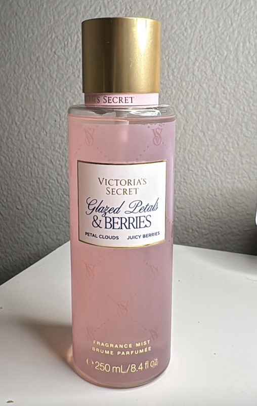 Victoria’s Secret Glazed Petals & Berries Fragrance Mist Women 8.4 fl oz