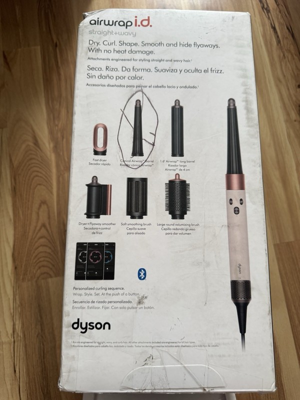 Dyson Airwrap I.D. Straight+Wavy Multi Styler gallery