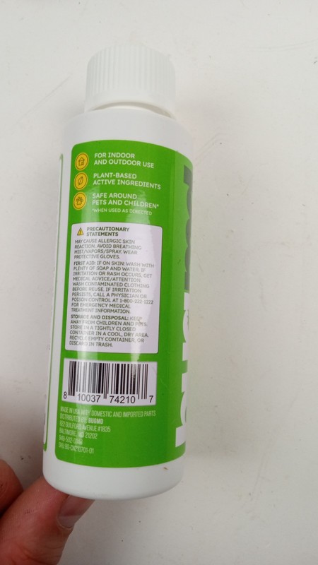lot of 7 BugMD Essential Oil Pest Control Concentrate 3.7 oz 109 ml gallery