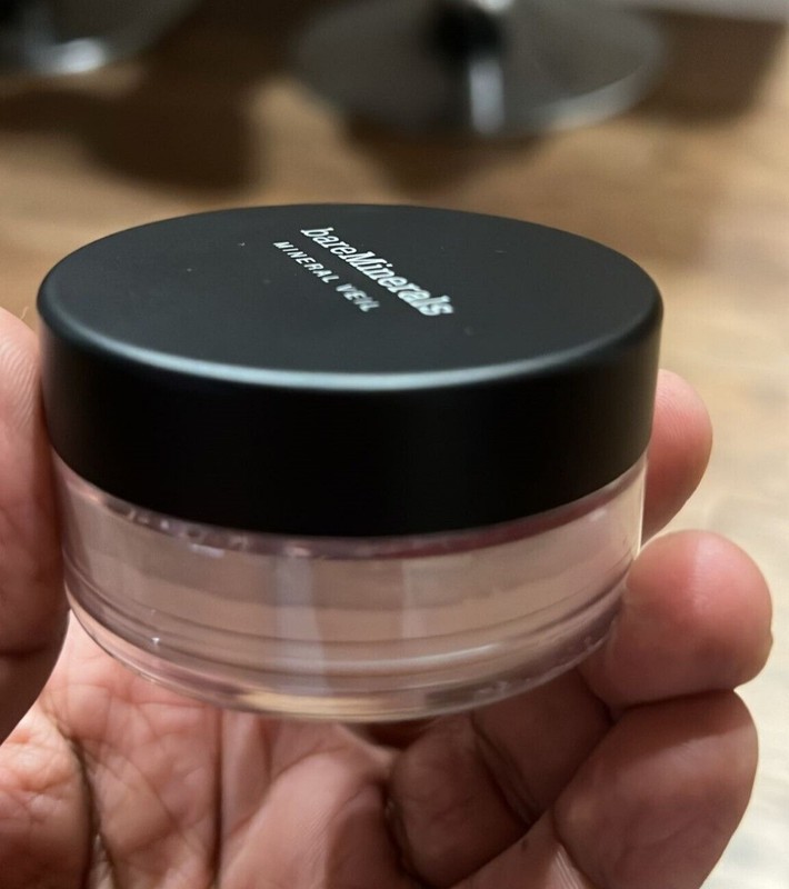 bareMinerals Original Mineral Veil 9g Translucent Finishing & Setting Powder gallery