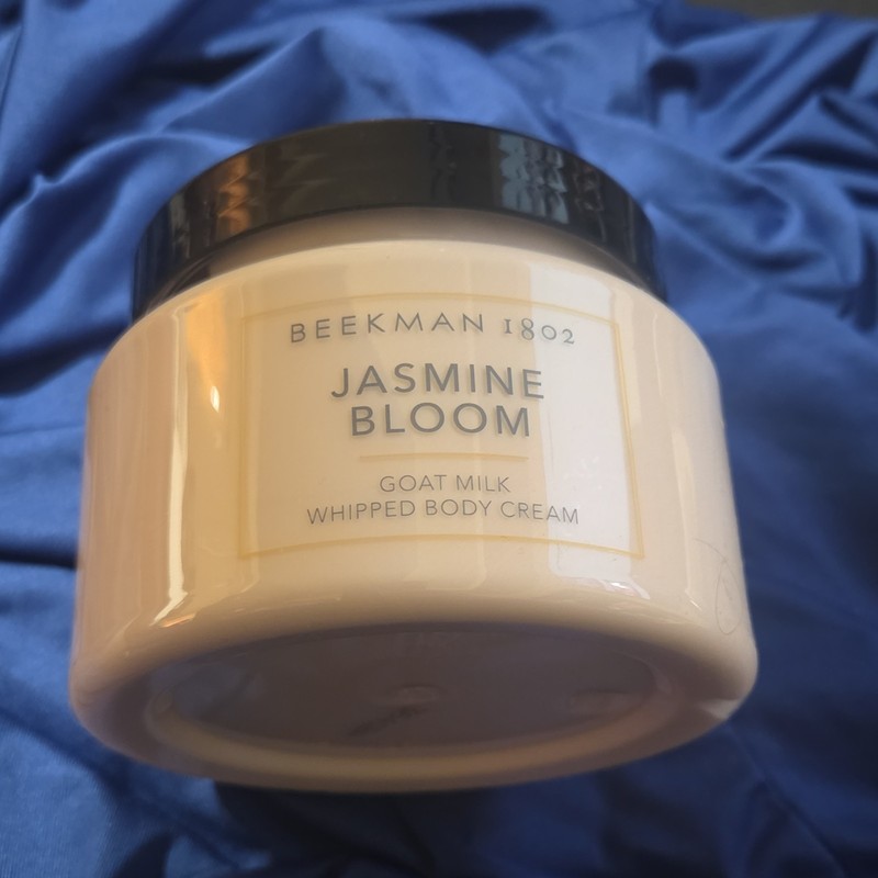 Beekman 1802 Jasmine Bloom Jasmine Goat Milk Whipped Body Cream Moisturizer 16oz