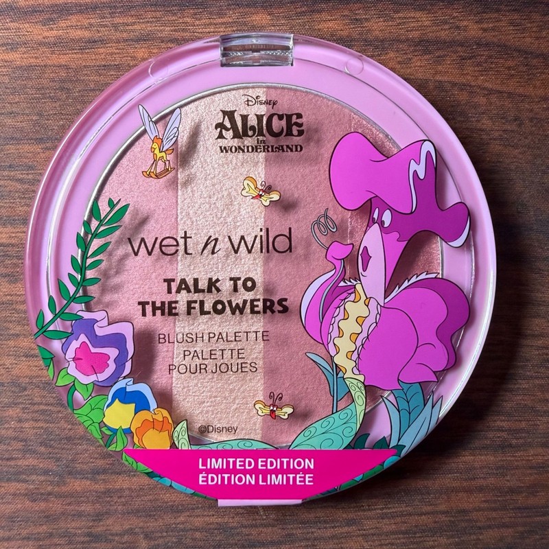 Wet n Wild Alice in Wonderland ~TALK TO THE FLOWERS~ Matte/Shimmer Blush Palette