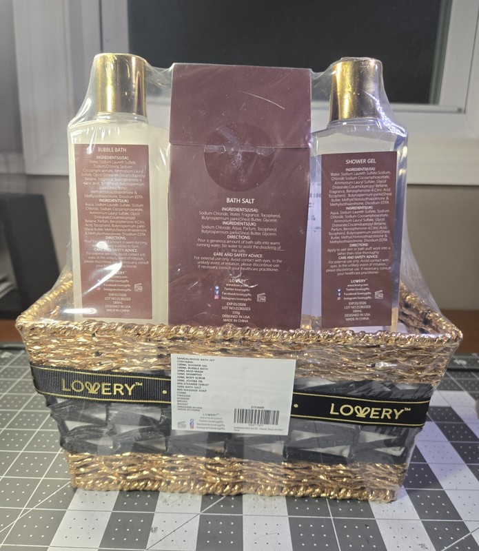 LOVERY Mens Gift Set, 14Pc Sandalwood Bath Gift Set, Personal Self Care Kit gallery