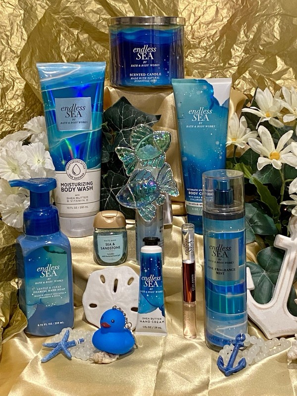 Bath & Body Works 10Pc SET Endless Sea w/ Lrg. Candle, EDP Spray, Fish Wall Plug