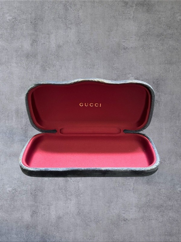Gucci Eyeglasses Case Red Interior Black Exterior Hard Shell Glasses Case