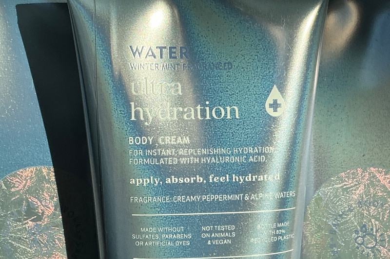 5 (FIVE) WATER WINTER MINT 8oz Hyaluronic Acid CREAM Bath and & Body Works gallery