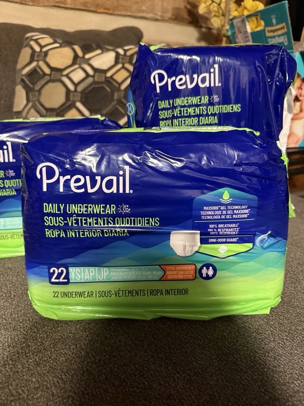 Prevail Daily Disposable Underwear Youth/Small Extra Absorbency White 22 Ct