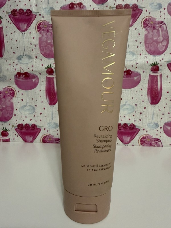 100% Authentic Vegamour GRO Revitalizing Conditioner for Thinning NEW!
