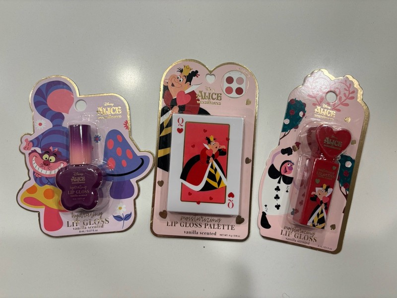 Disney Alice in Wonderland Lip Moisturizing & Gloss Hydrating Vanilla Set Of 3