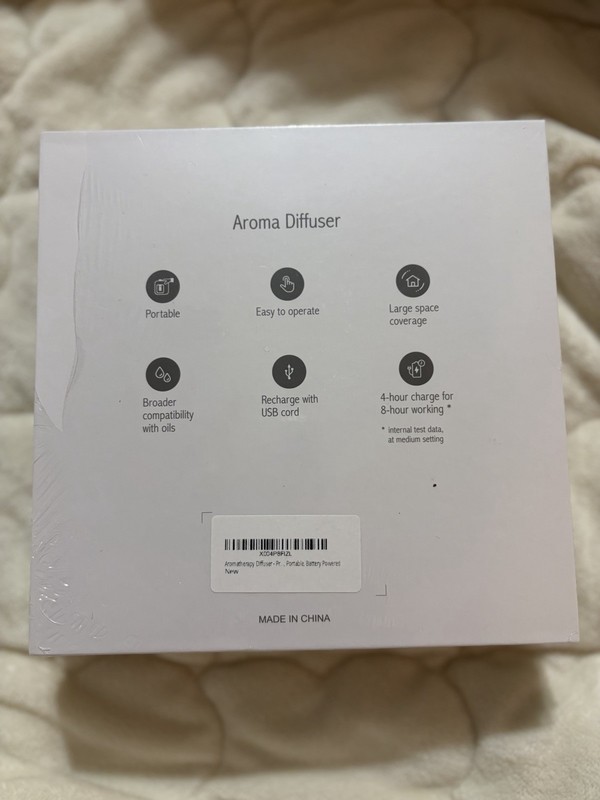 LOXIM Portable Waterless Rechargeable Essential Oil Diffuser White/Gold gallery