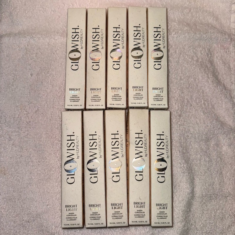 10 Huda Beauty Glowish Bright Light Sheer Concealer FAIR COOL 1.5 Full Size