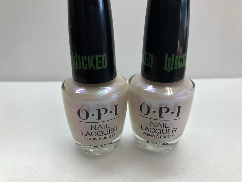 2 x OPI OH, FOR OZ SAKE (HRR08)