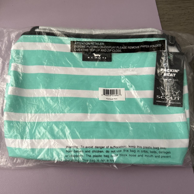 Scout – Packin’ Heat Makeup Bag, Mint & White Stripe “Montauk Mint”