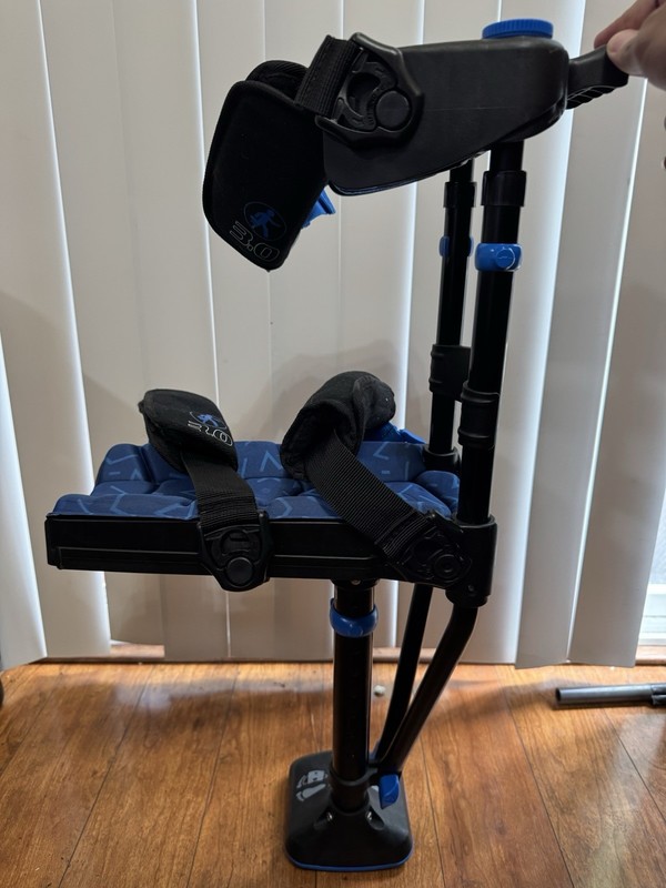iWALK 3.0 Hands-Free Knee Walker Crutch Adjustable Height Adult Black/Blue