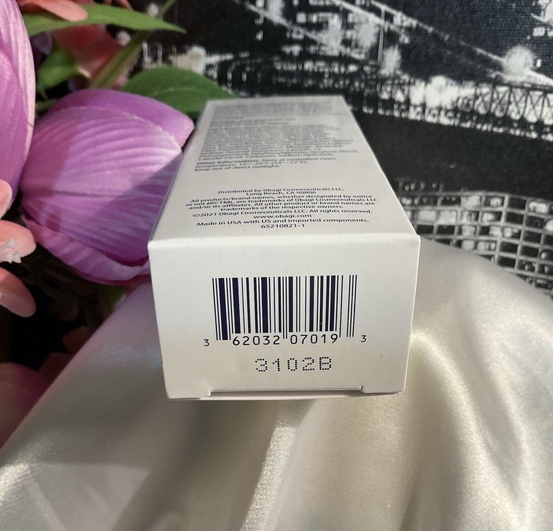OBAGI Hydrate Facial 8-Hour Moisturizer Cream 1.7 fl oz Full Size RV$70 gallery