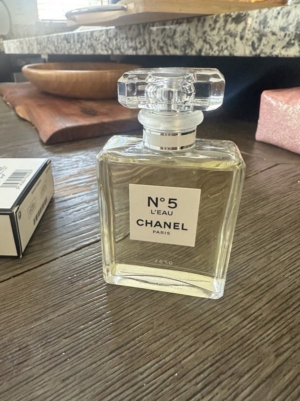 CHANEL N°5 L'EAU Eau de Toilette Spray 50 ml 1.7 fl oz Limonene Citral IL93-1 gallery