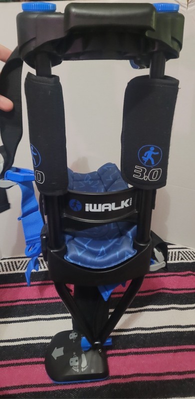 iWALK Free 3.0 Hands Free Crutch Pain Free Knee Crutch Alternative to Crutches