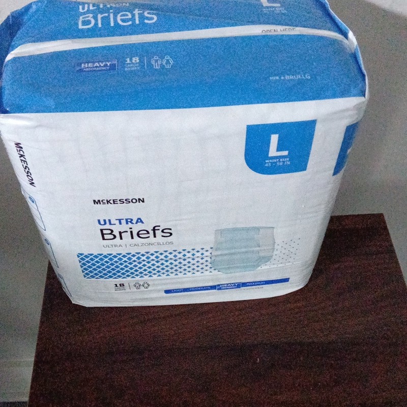 McKesson Ultra Briefs Incontinence Briefs Heavy Absorbency L 18 Ct BRULLG
