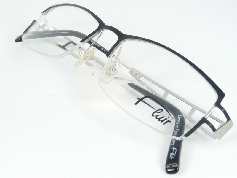 Flair MOD 850 COL 494 BLACK /SILVER /WINE EYEGLASSES GLASSES 52-18-140mm Germany gallery