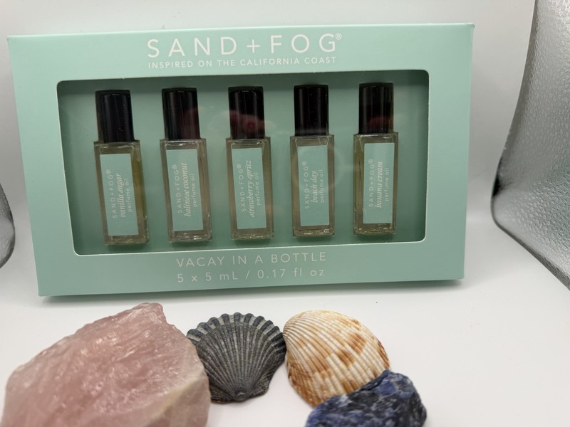 Sand + Fog Vacay In A Bottle Mini Perfume 5pc .17oz Vanilla Banana Coconut Beach