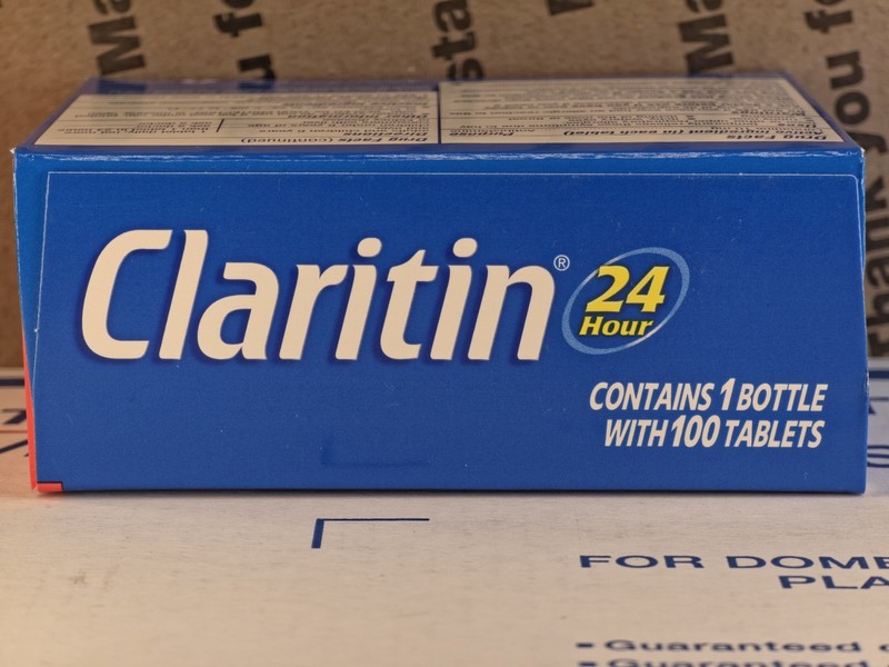 Claritin | 24hr Non-Drowsy Allergy Medicine | 10mg | 100 Tablets | Exp: 05/2028+ gallery