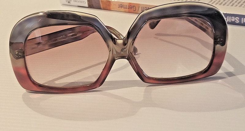 Pertegaz Barbudo Sunglasses Model 427 Blue/Red Frame Only 1970s Made in Spain
