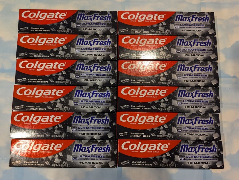 LOT (12) COLGATE MAX FRESH ULTRAFREEZE CHARCOAL TOOTHPASTE 6.3 OZ EXP 2027