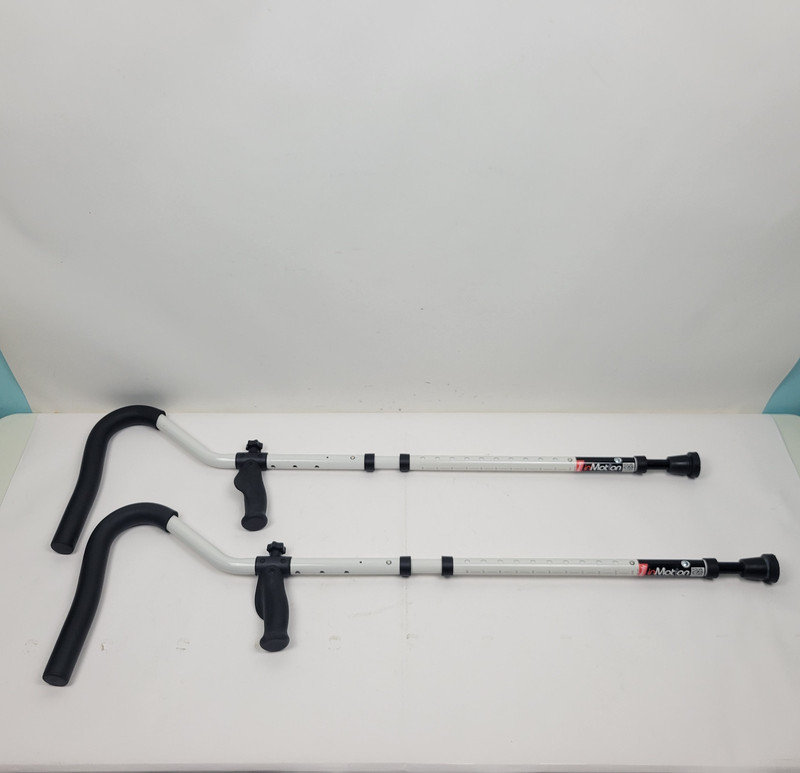 Millennial in-Motion Pro Underarm Crutches Ergonomic Handles (4’10” – 5’8″)