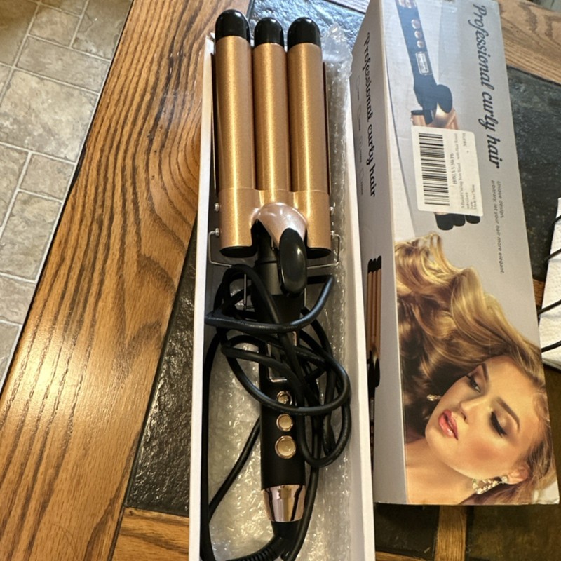 25mm Triple Barrel Hair Waver, Ceramic Plates, 2 Heat Settings, 410°F 80W gallery