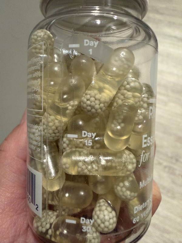 New Ritual Essential Multivitamin for Women 18+ Vegan Capsules Mint 60ct Non-GMO gallery