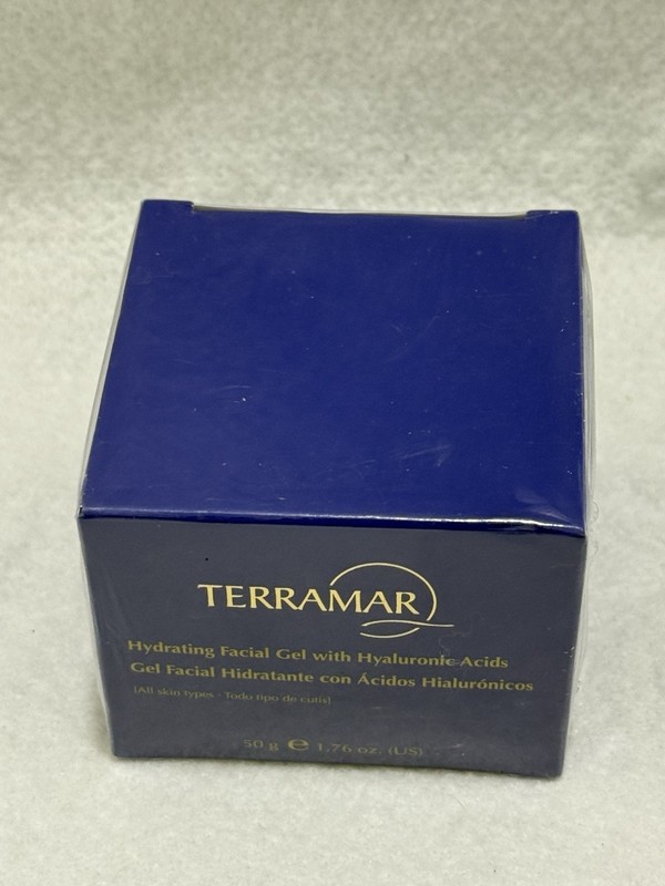 Hydrating Facial Gel with Hyaluronic acids ByTerramar 50g (1.76 oz) gallery