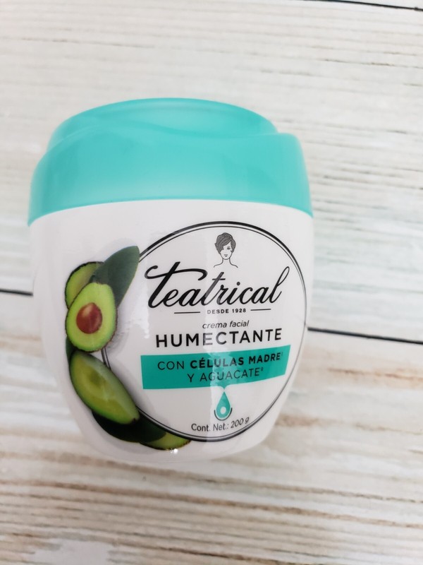 Teatrical Crema Celulas Madre Y Aguacate Humectante - Moisturizing Cream 200g