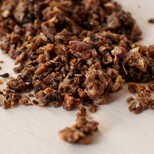 Raw Bee Propolis Tincture with Handmade Linen Wrap - 50 ml (1.6 fl oz) gallery