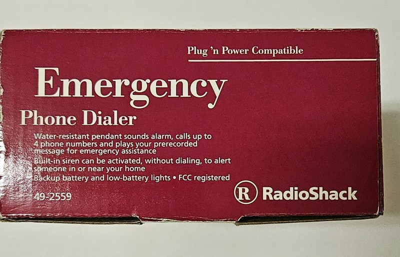 RADIO SHACK Personal Emergency Phone Dialer 49-2559 w/ Heart Remote Pendant New gallery