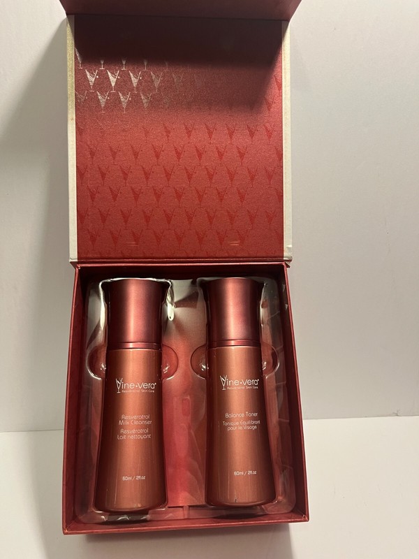 VINE VERA RED WINE SKIN CARE CLEANSING KIT Milk Cleanser Balance Toner gallery