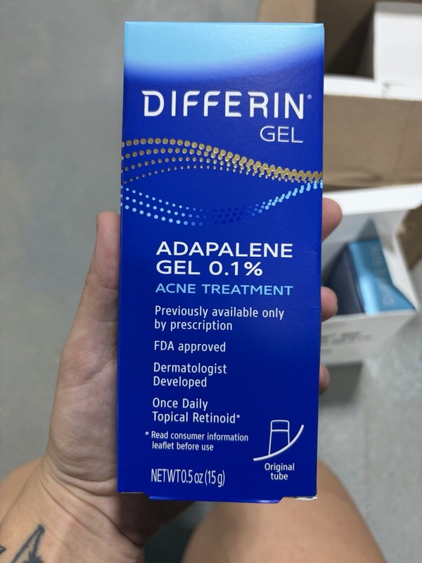Differin Gel Adapalene 0.1% Acne Treatment Gel Tube for Face, 0.5 oz (15g) x3 gallery
