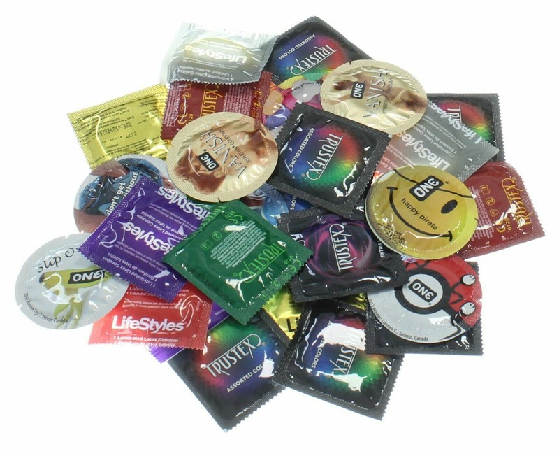 100 CONDOMS – Mixed magnums, atlas, Ones xl, and more