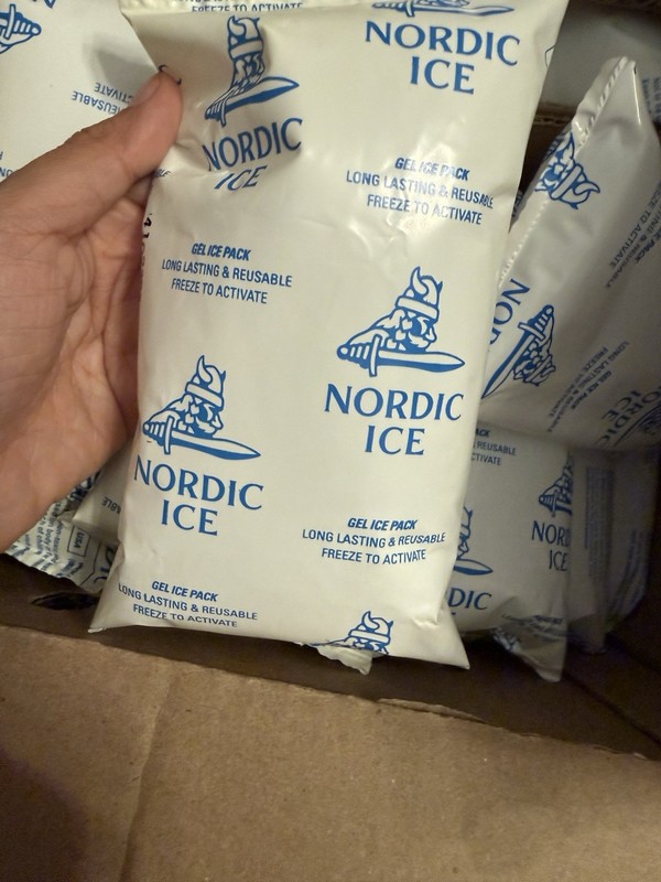 Nordic NI8 8 oz. 6 1/2″ x 4″ x 5/8″ Gel Cold Pack – 72/Case