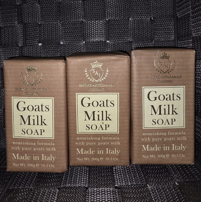 Goat’s Milk Scrub Soap Bar 10.5 Oz Sapone Artigianale Italiano (2 Bars)