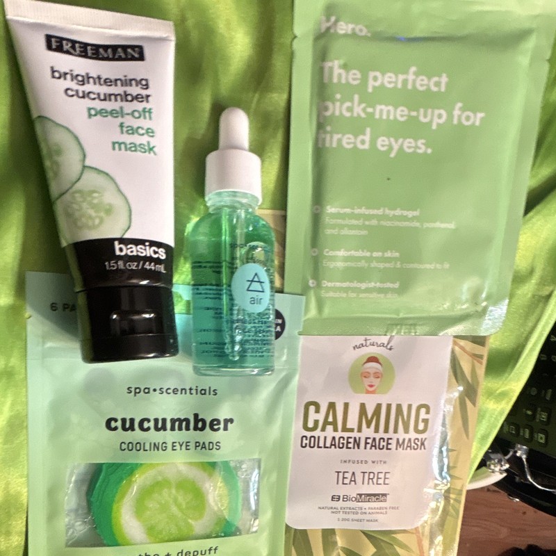 Assorted Cucumber + Tea Tree Skincare Set Peel-Off + Sheet Masks Eye Pads