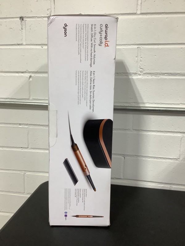 Dyson Airwrap i.d. multi-styler and dryer Straight+Wavy Ceramic Pink/Rose Gold gallery