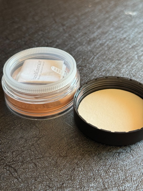 BareMinerals Original Foundation SPF 15 Tan 8g / 0.28 Oz gallery
