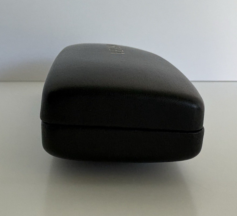 Versace Black Leather Hard Clamshell Sunglasses Eyeglasses Case With Cloth gallery