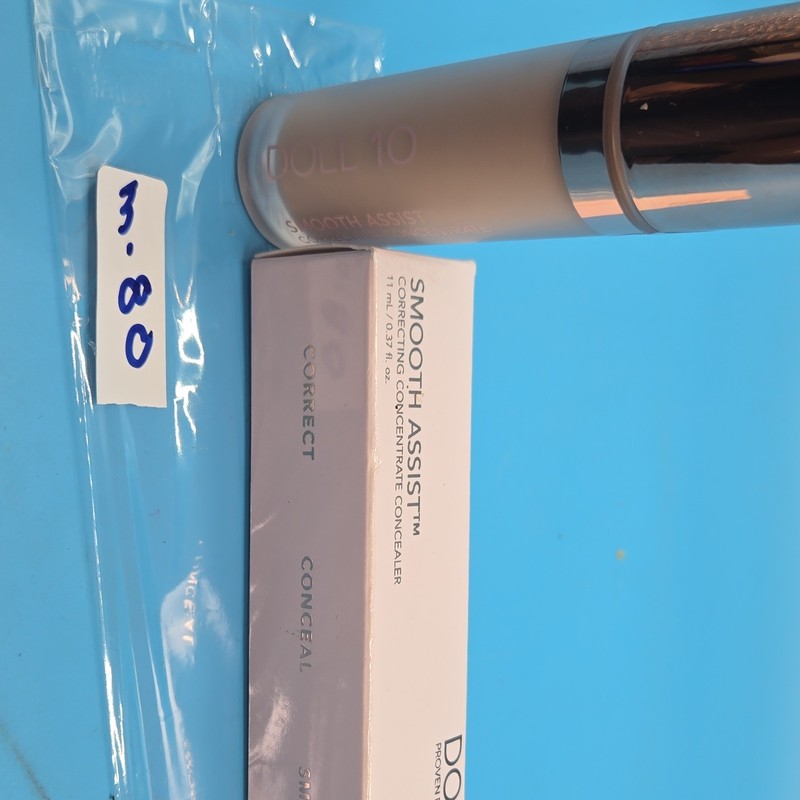 Doll 10 Smooth Assist Correcting Concentrate Concealer 0.37fl oz gallery